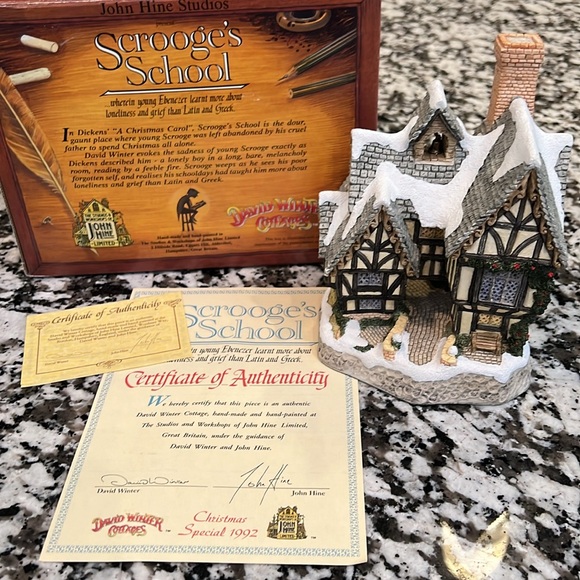 David Winter Cottages Scrooge’s School SIGNED! - Picture 2 of 10
